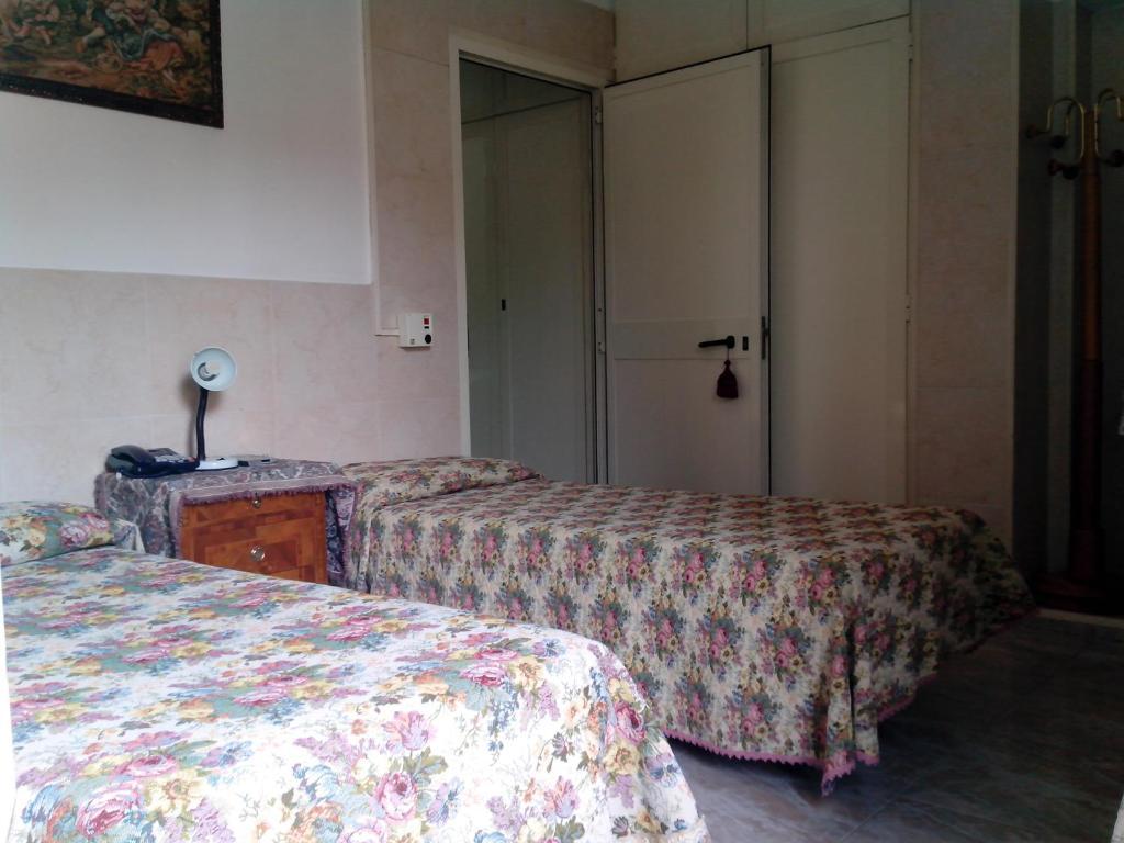 Hotel Stadler 2 Roma Habitación foto