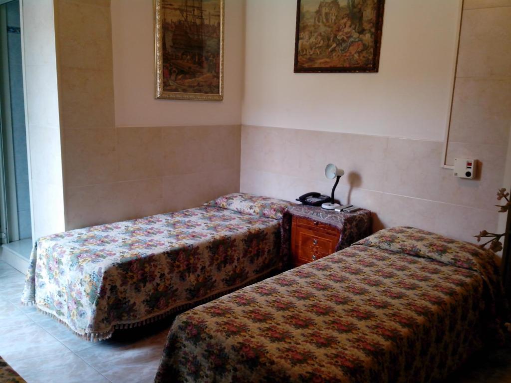 Hotel Stadler 2 Roma Habitación foto